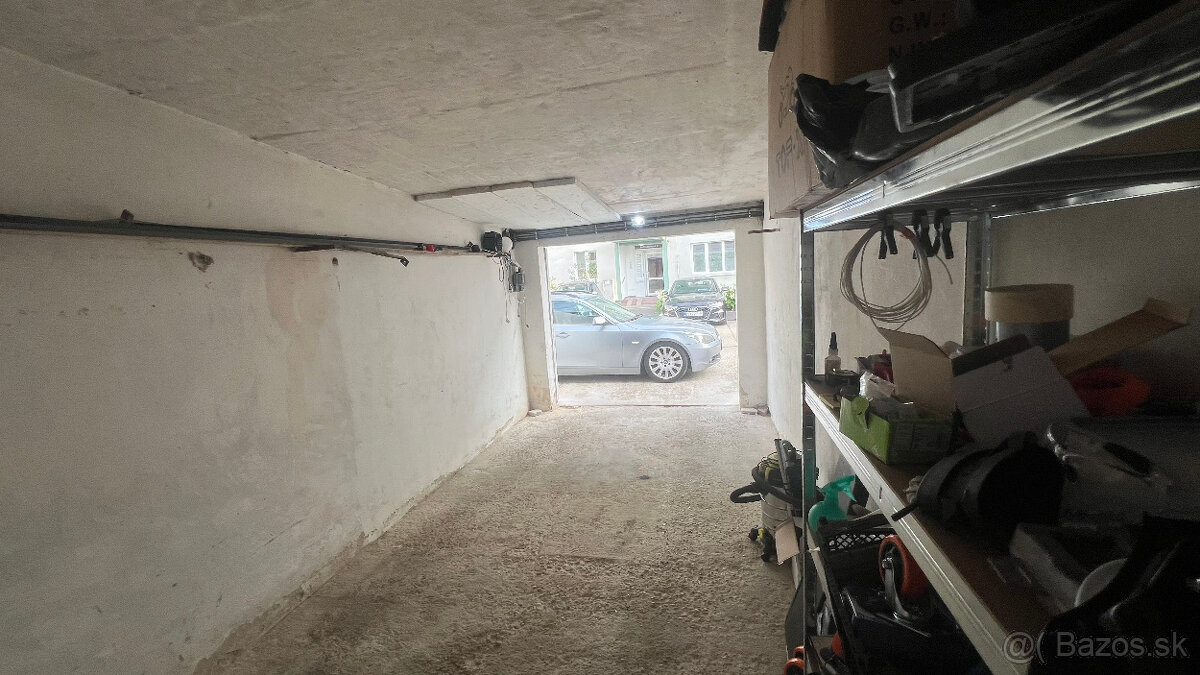 GARAZ SENEC PRENAJOM - 5