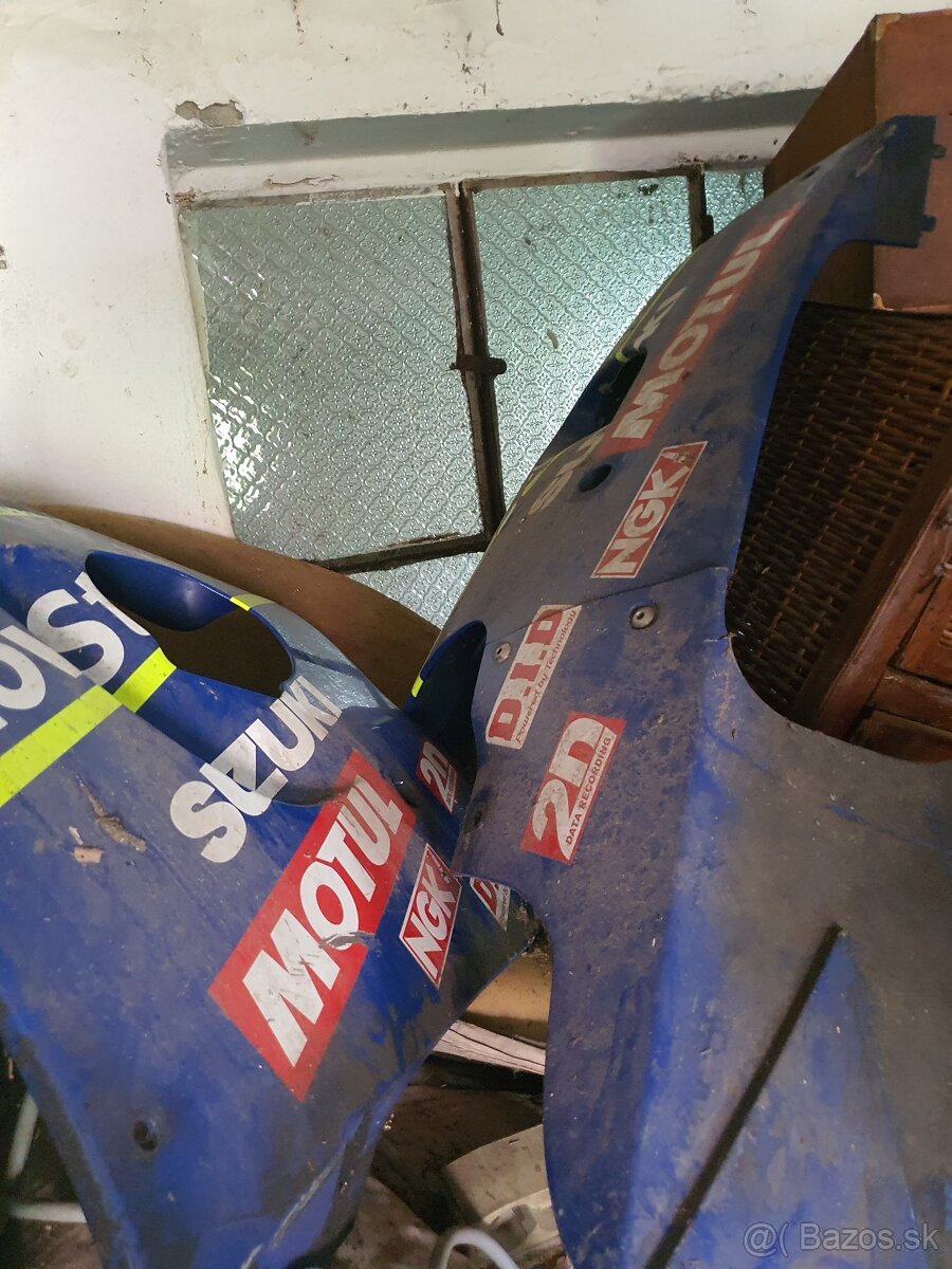 Suzuki GSX R 600 SRAD - 5