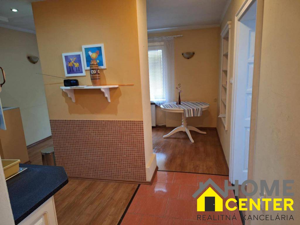 PRENÁJOM : 2 izbový byt blízo centra, Komárno - 5