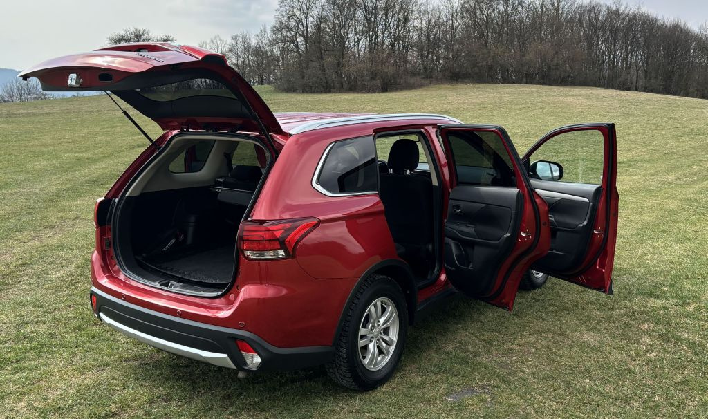 Predám Mitsubishi Outlander MY18 - 5