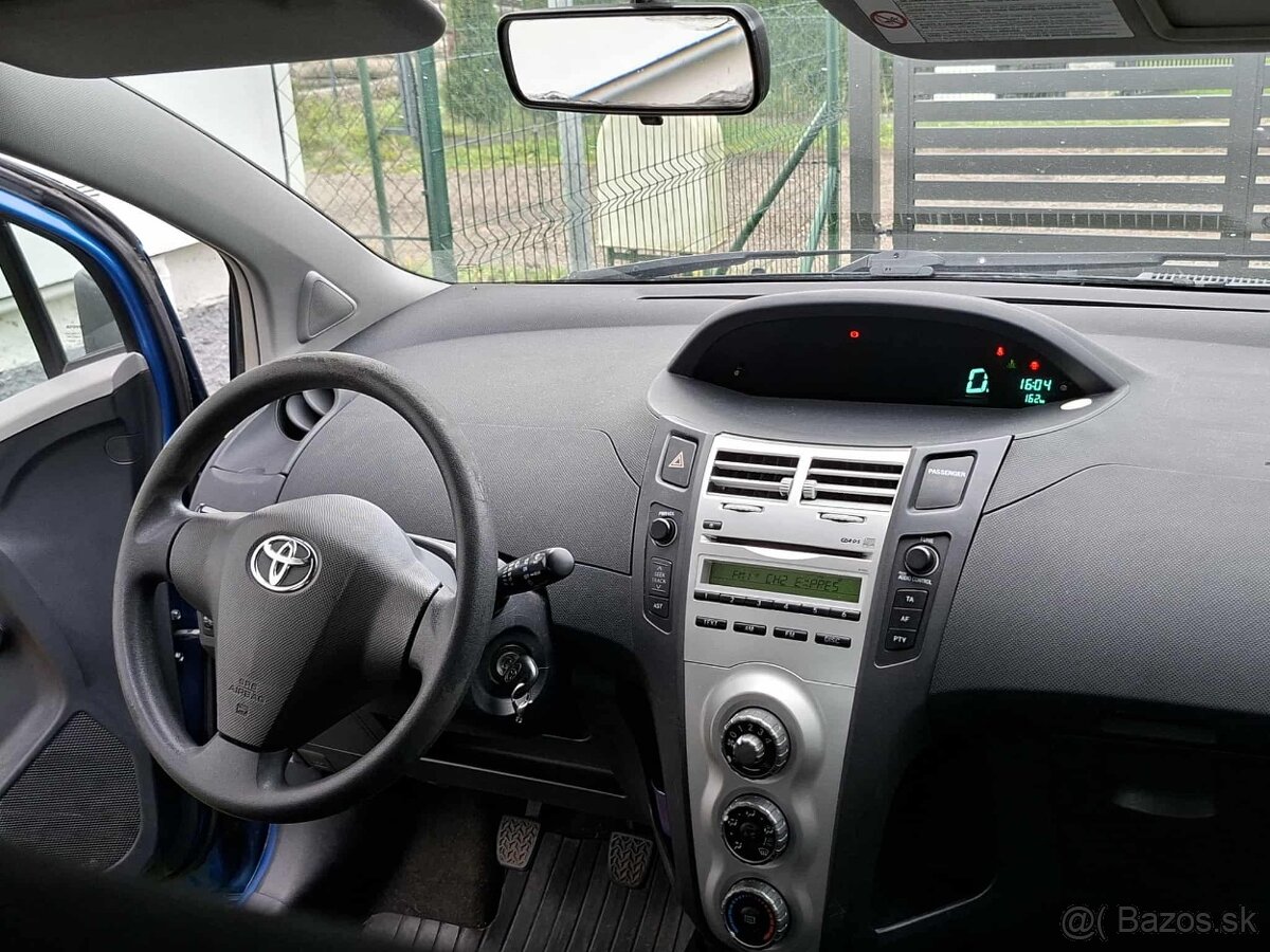 Toyota Yaris 1.0 TB SD - 5