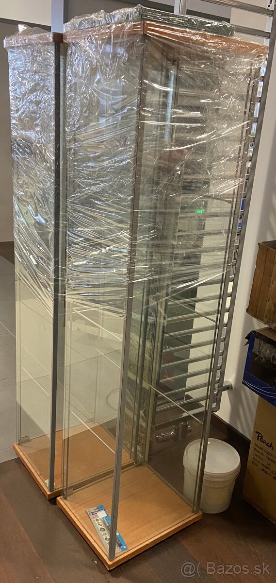 Presklené vitríny - 5
