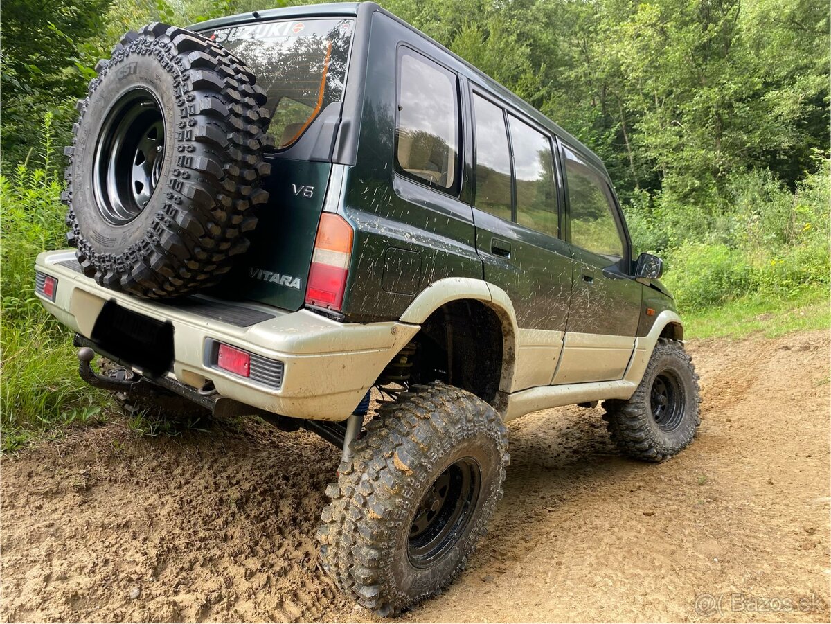 Suzuki Vitara 2.0 V6 - 5