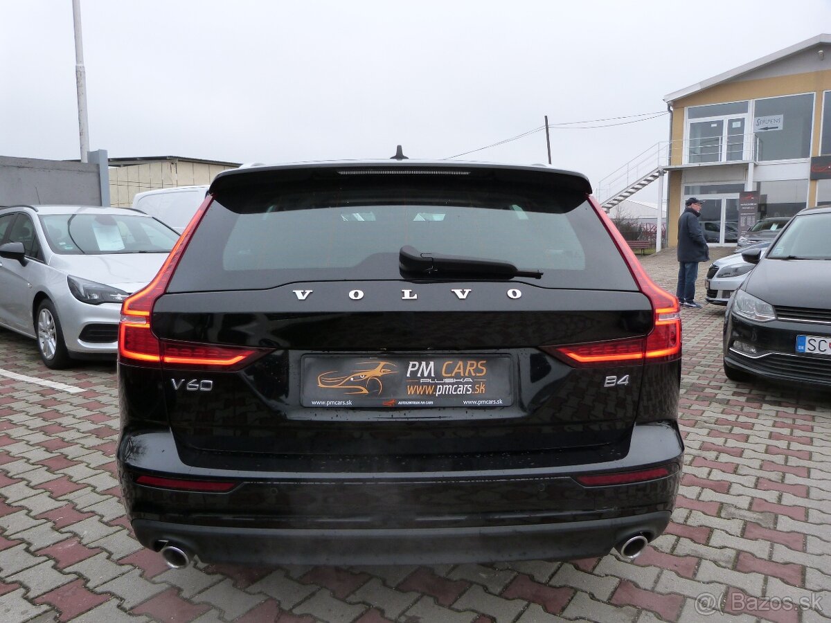 Volvo V60 B4 Momentum Pro A/T - 5