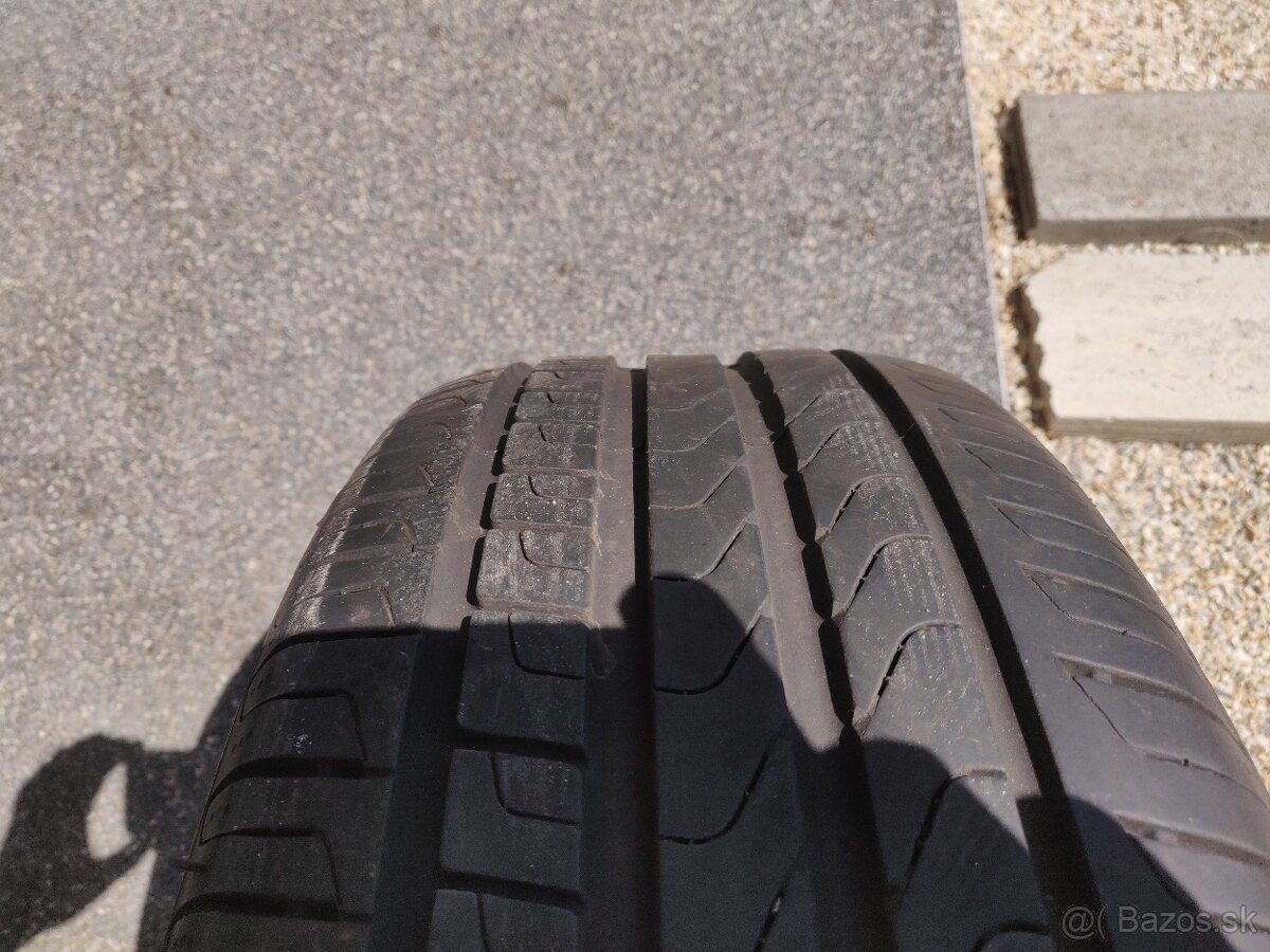 Pirelli 235/50 R19 - 5