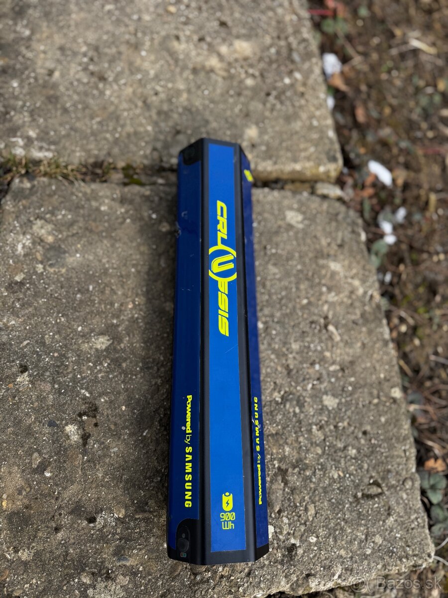 Crussis e largo 7.7 900w - 5