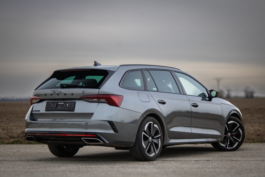 Škoda Octavia Combi RS 2.0 TDI - 5