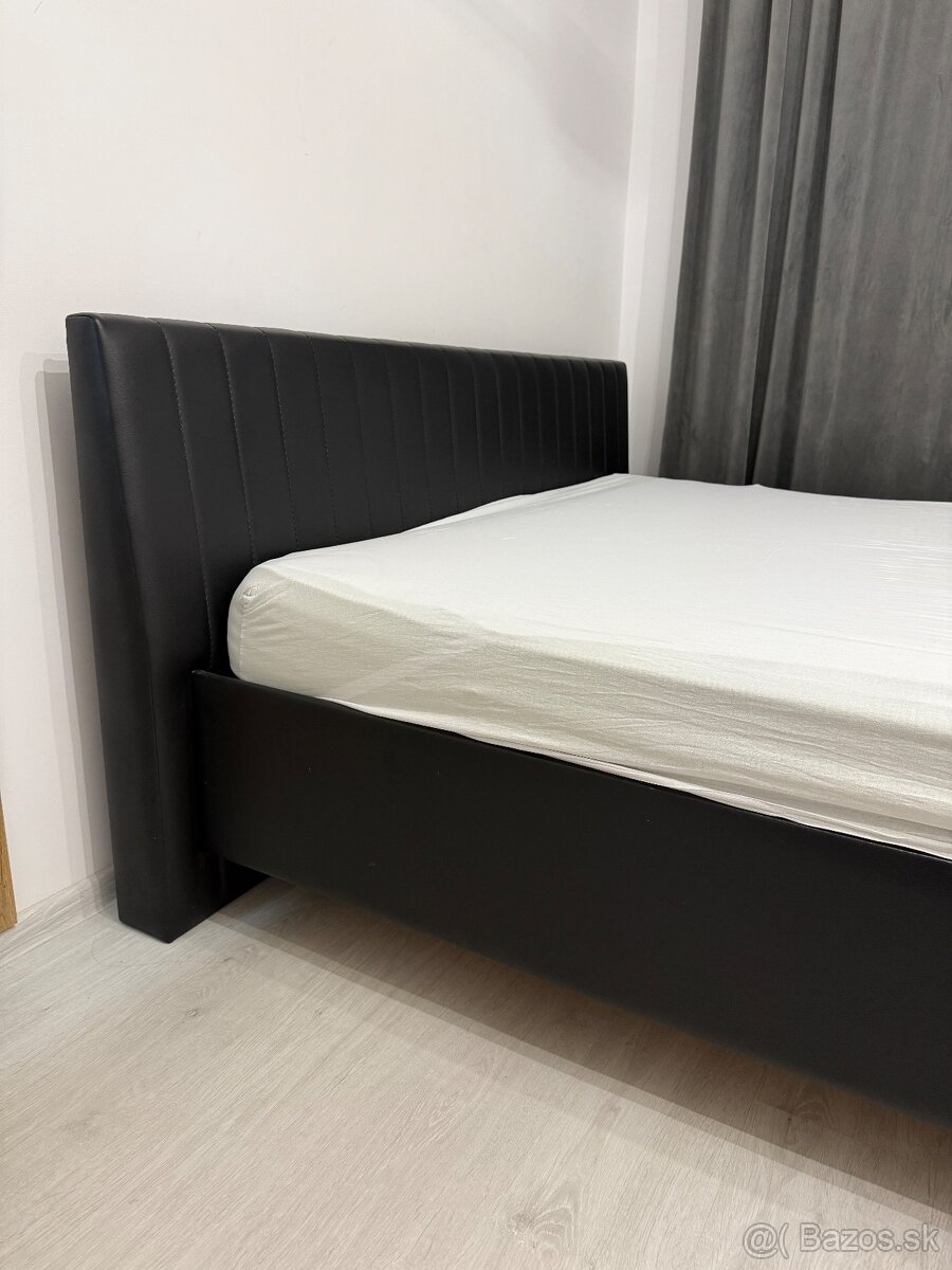 Manželská posteľ - 5