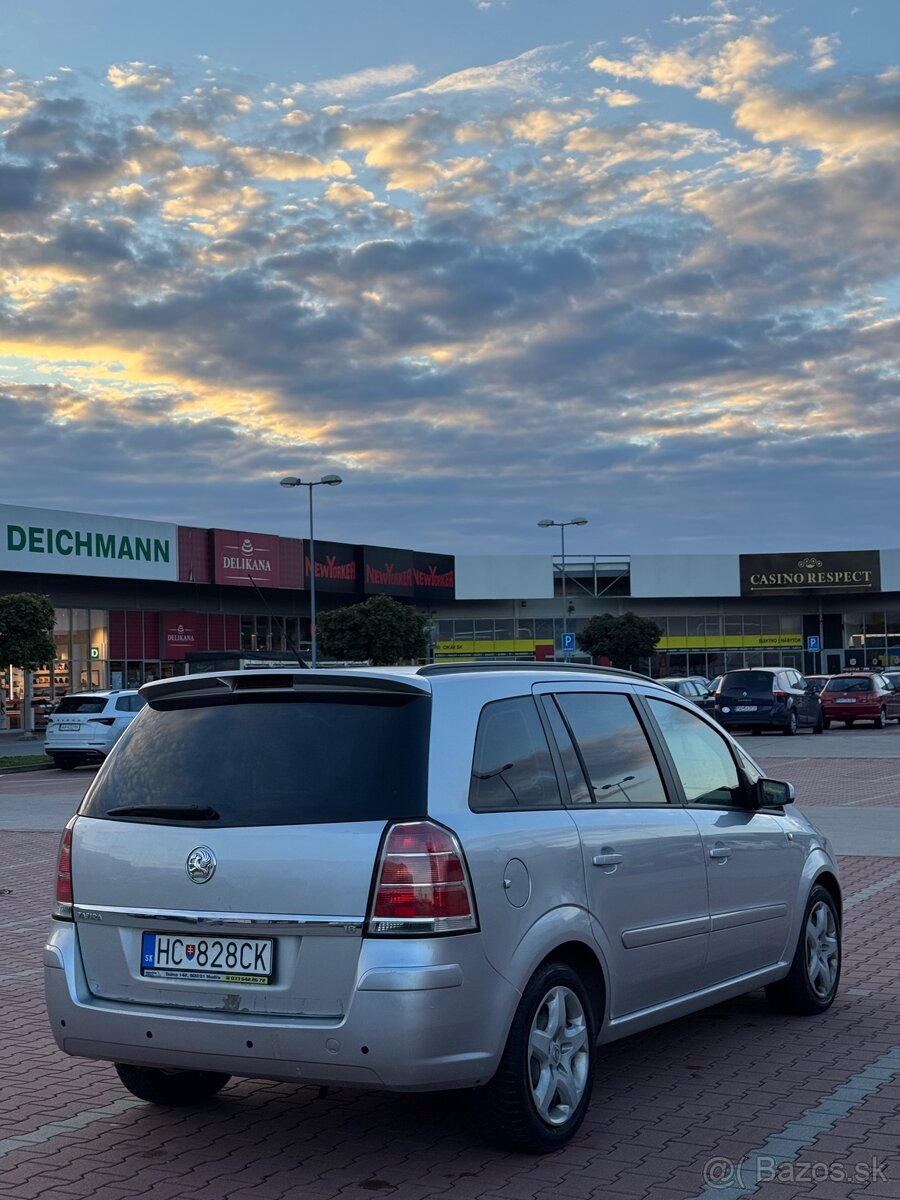 Opel Zafira 1.9 DT - 5