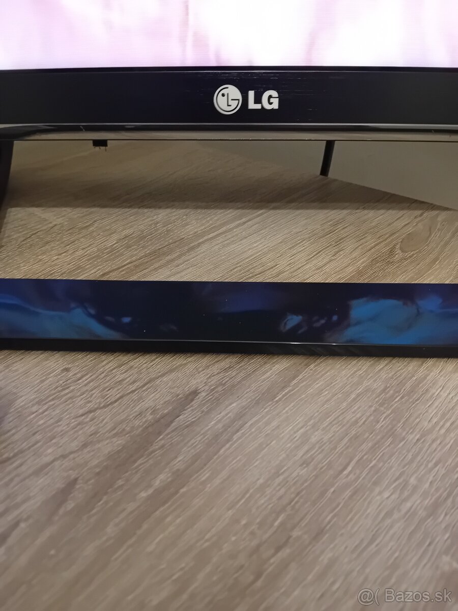 LG smart ,82cm velmi dobry stav - 5