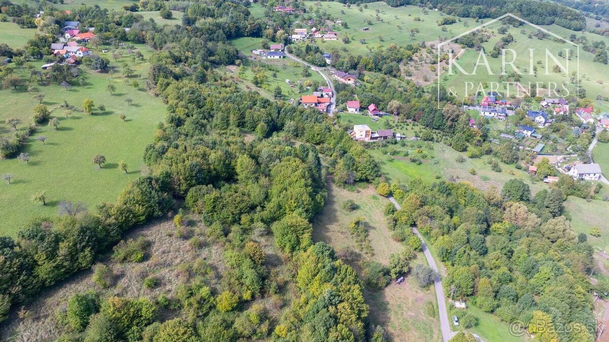 Stavebný pozemok určený na výstavbu rodinných domov 9629 m2 - 5