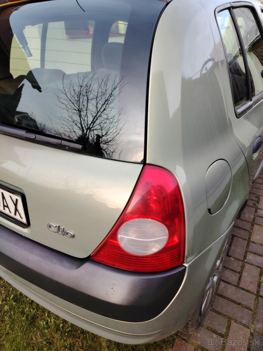 Predám Renault Clio 1,2 4valec - 5