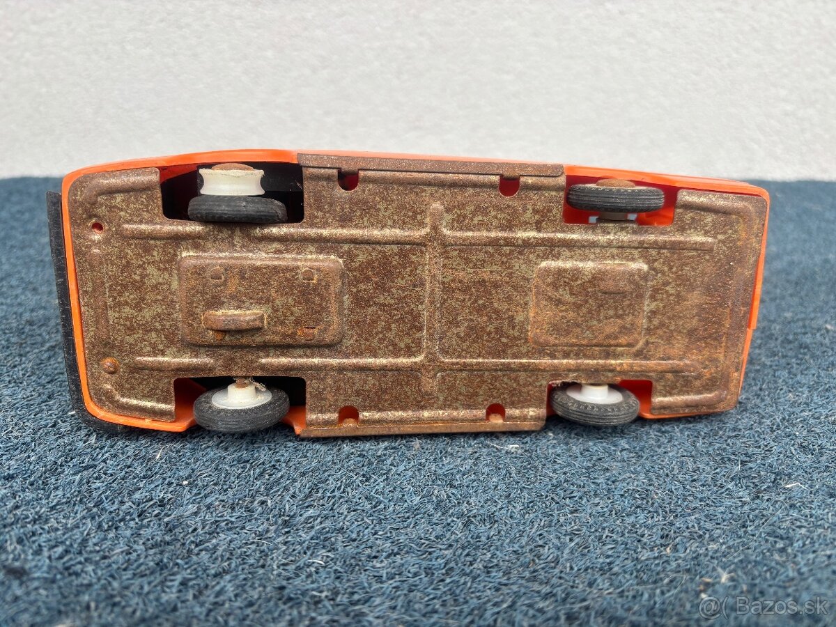 Staré autíčka - 5