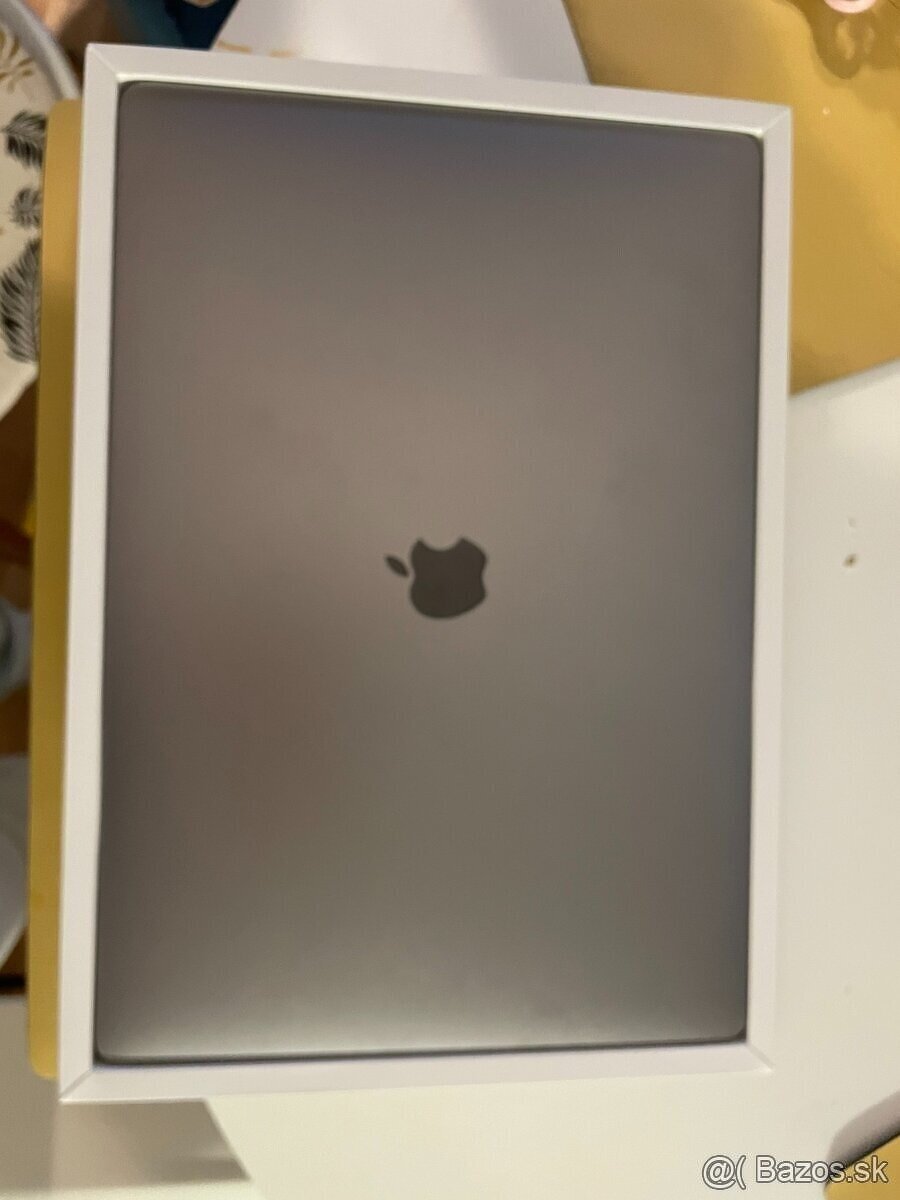 MacBook Pro 16" 2019 CTO Space Grey i9|64GB|1TB - 5