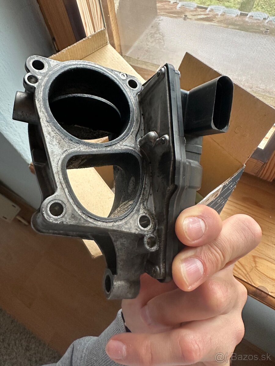 Klapka prívodu vzduchu audi a6 c7 bitdi - 5