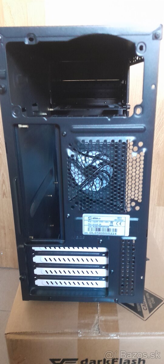 Predám skriňu na PC - 5