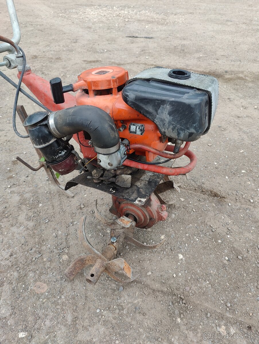 Predám rotovator robi 52/tomos - 5