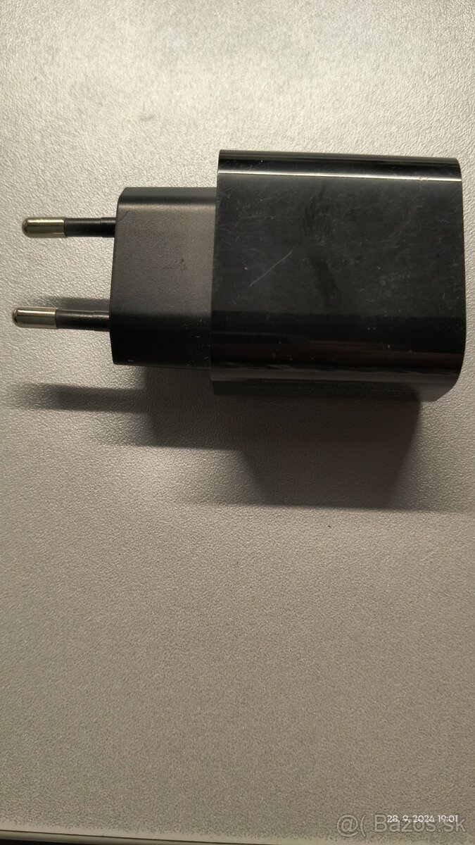 Sada - powerbanka, nabíjačka, sluchátka - 5
