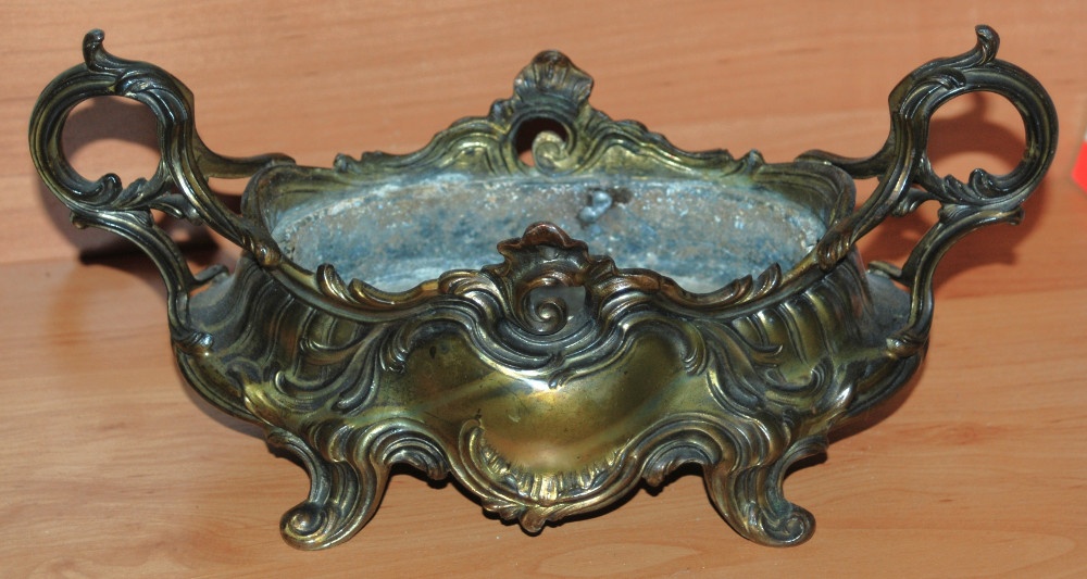 Starožitná bronzová žardiniéra - 5