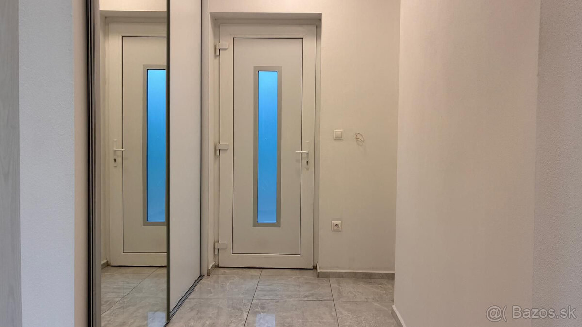 PREDAJ - DOM, KDE SA BÝVANIE MENÍ NA POCIT DOMOVA - 5