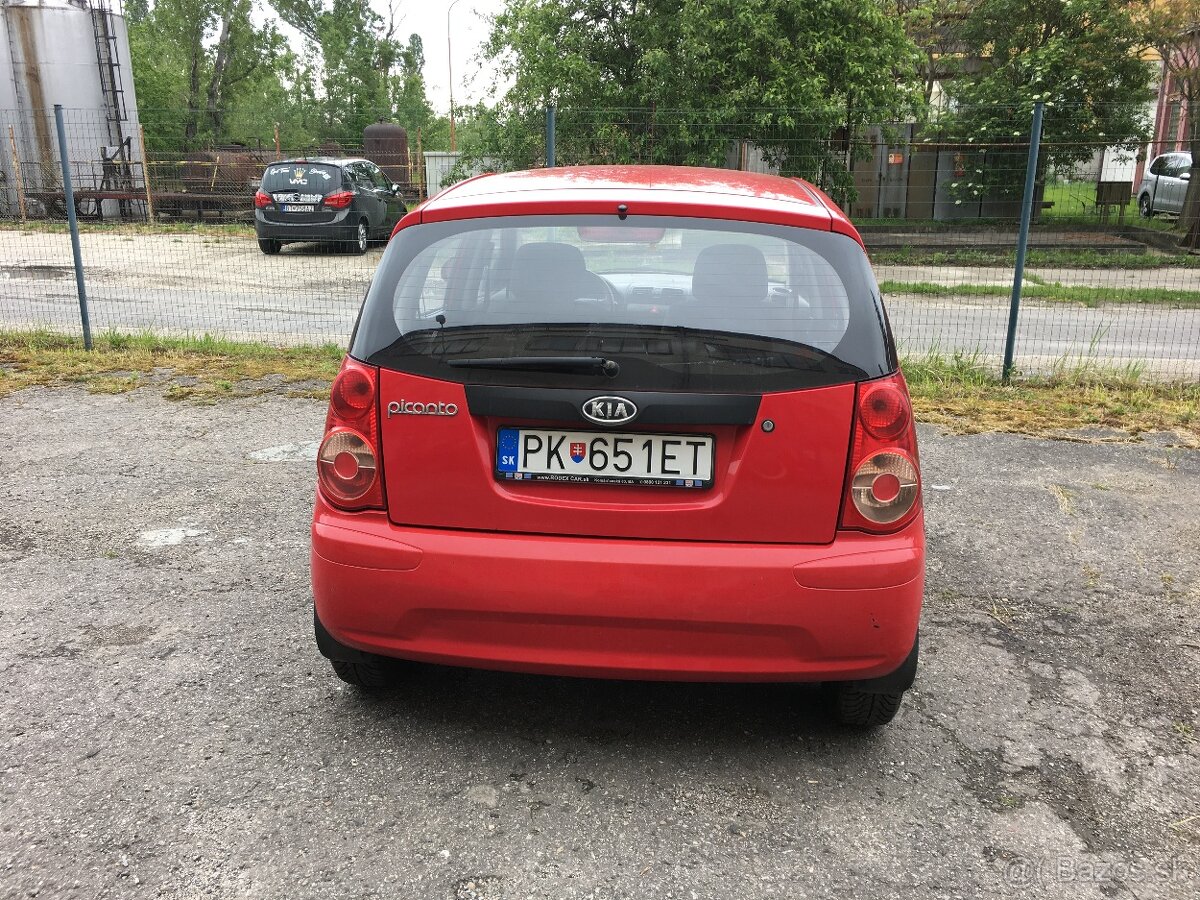 Kia picanto 1,1 46kw benzín 2009 - 5
