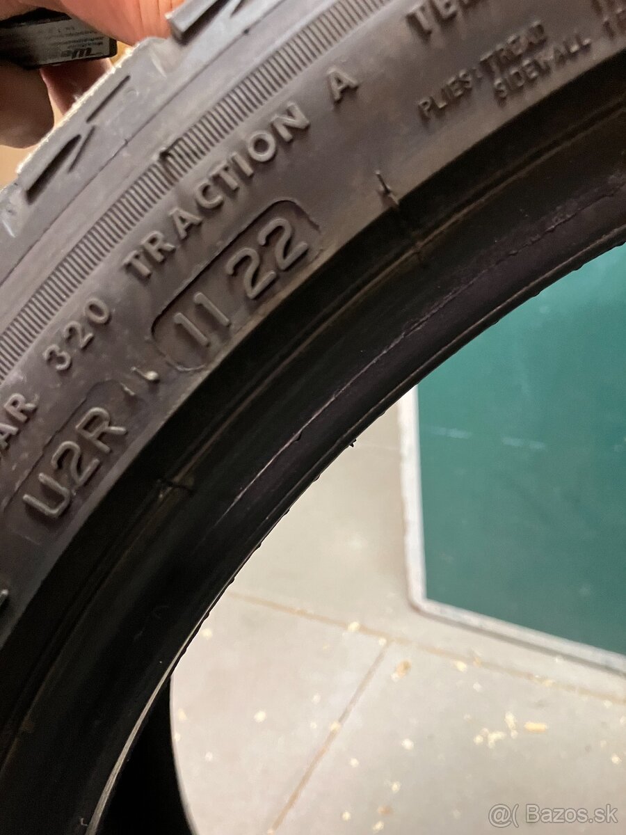 Bridgestone 225/40 R19 letné - 5