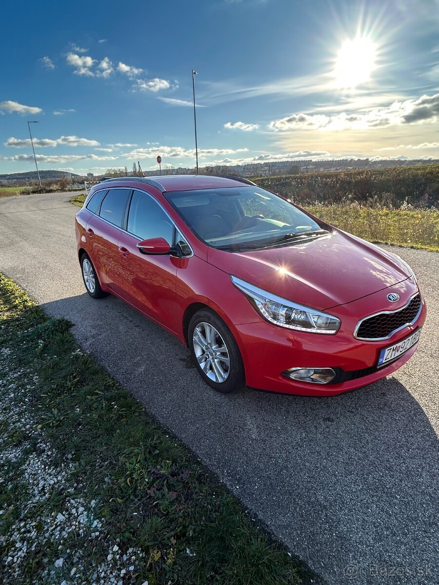 KIA CEED SW 1.6GDI 99KW BENZIN - 5