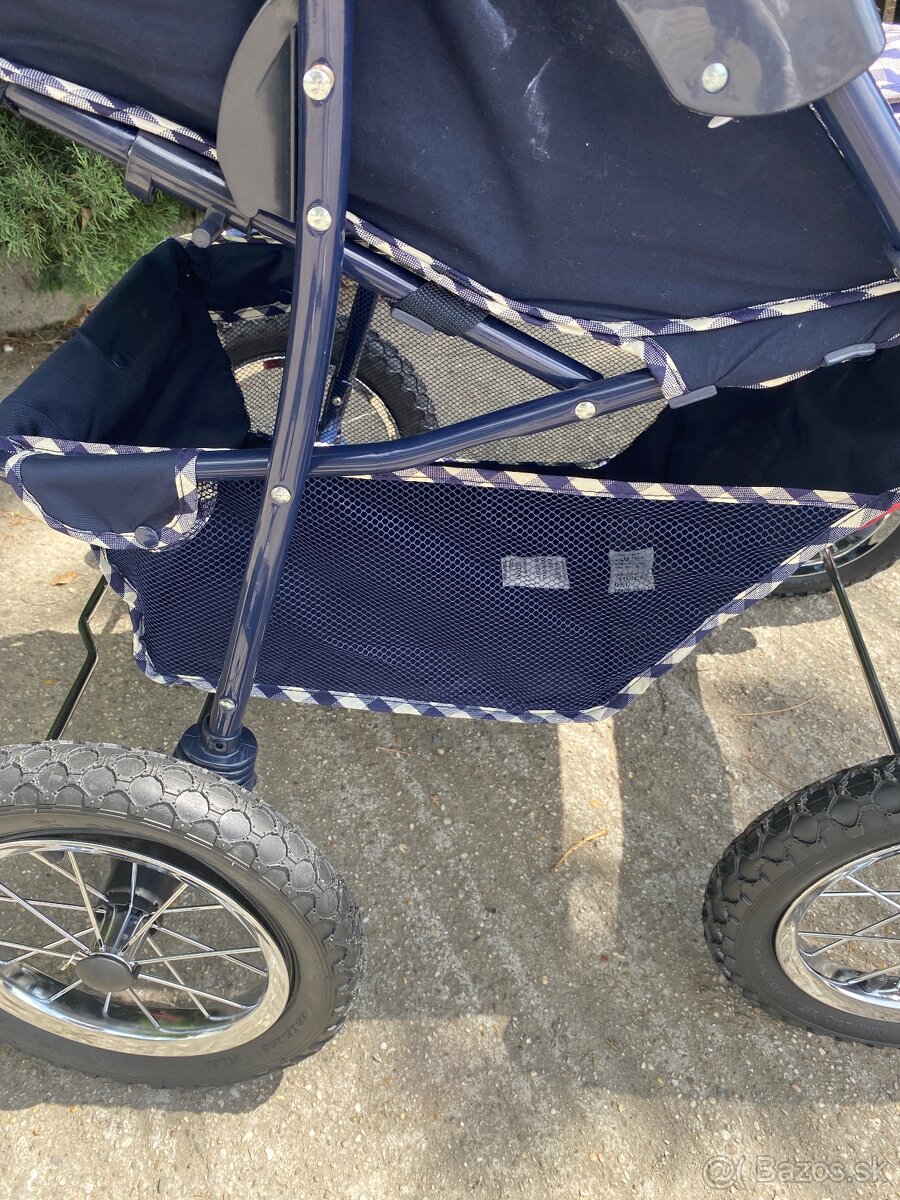 športový kočík s nafukovacími kolieskami STEGGI - 5