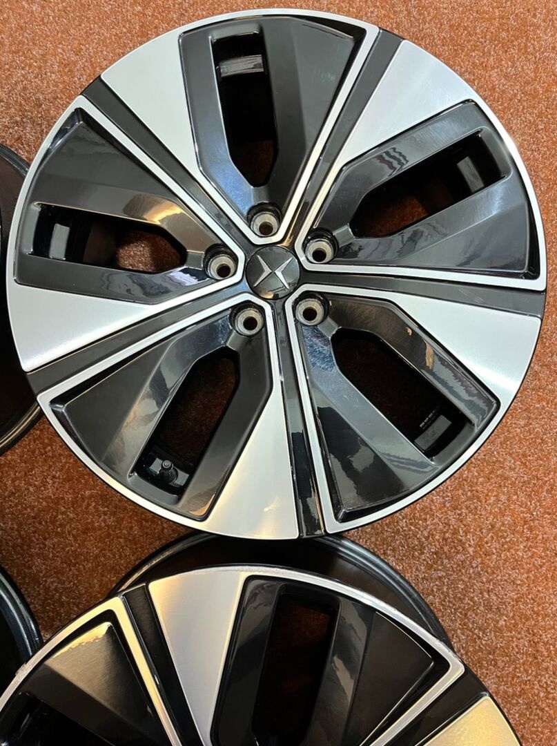 5x108 R19 originál POLESTAR 2 - dvourozměr - 5