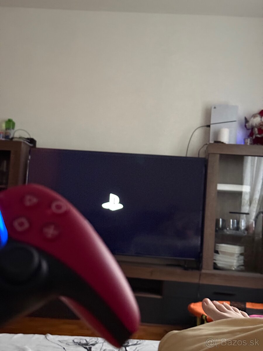 Predám PS5 slim - 5