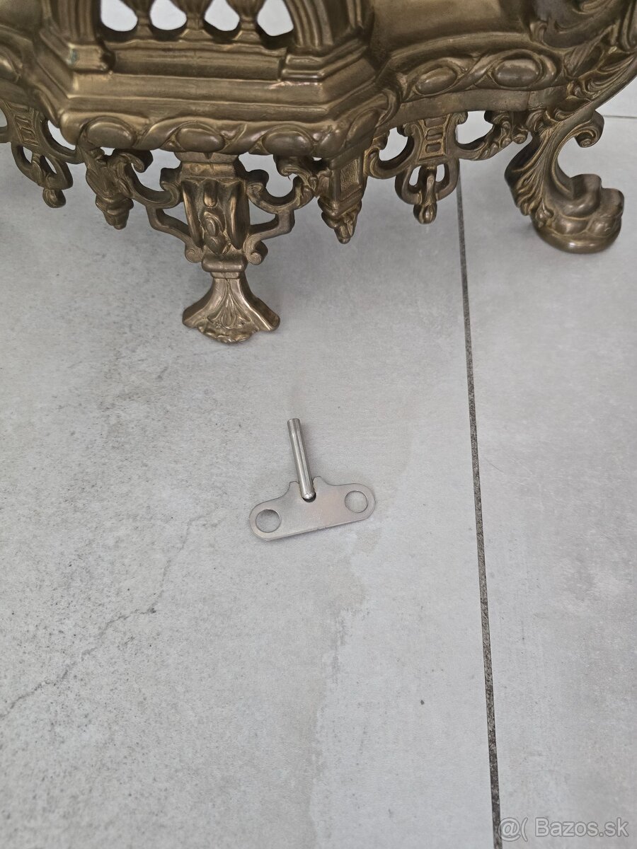 Krbove hodiny a svietniky....... - 5