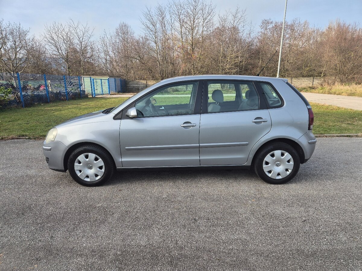 Predám Volkswagen Polo 1.2 51kw Benzin r.v.2008 - 5
