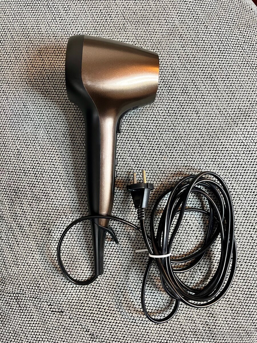 Fén Remington Air3D DryerD7777 - 5