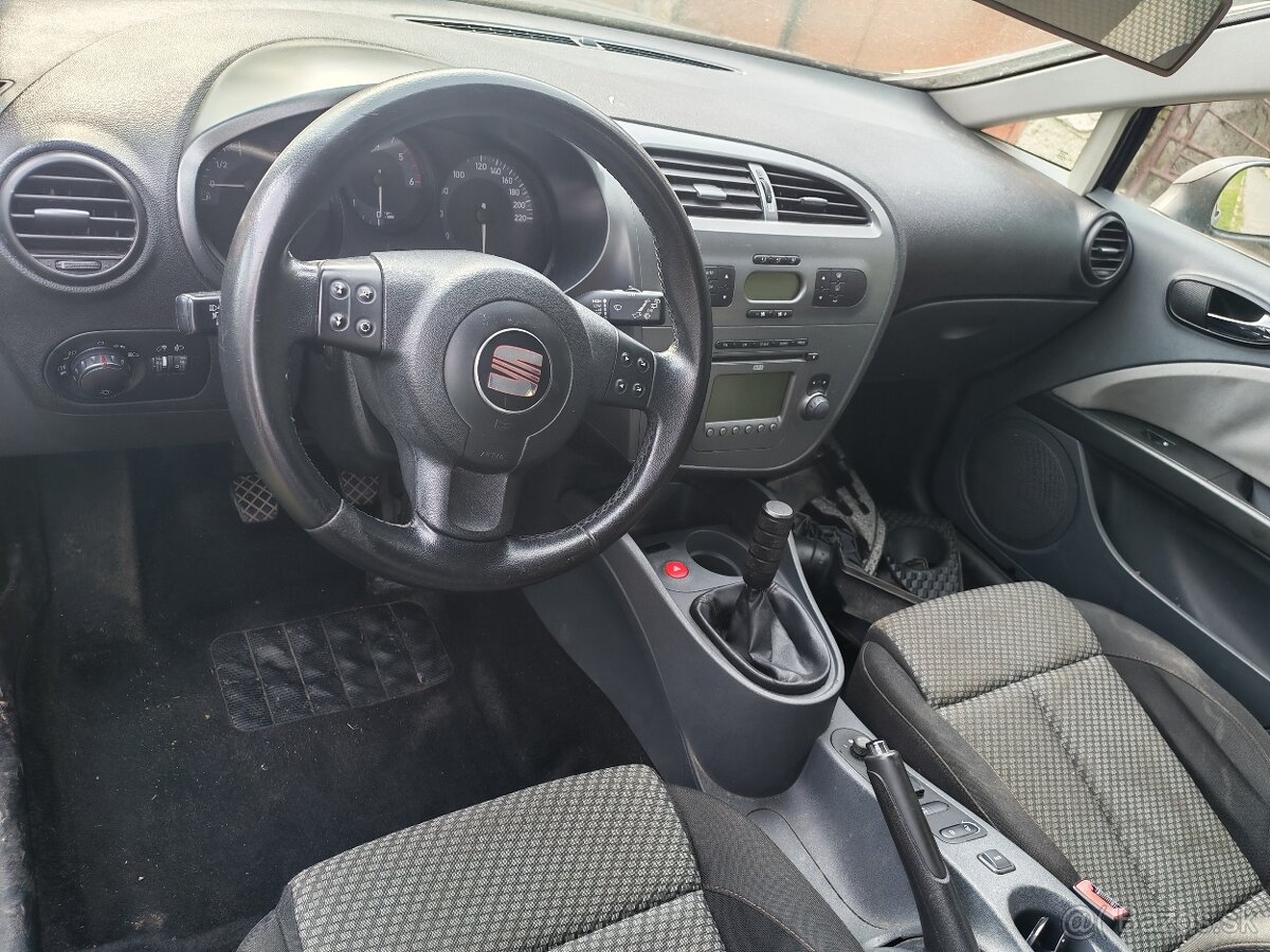 Rozpredám Seat Leon 1.9 77kw bls - 5