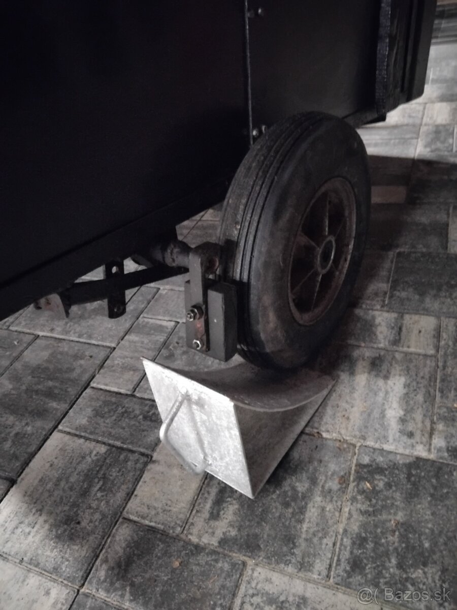 Prívesný vozík - 5