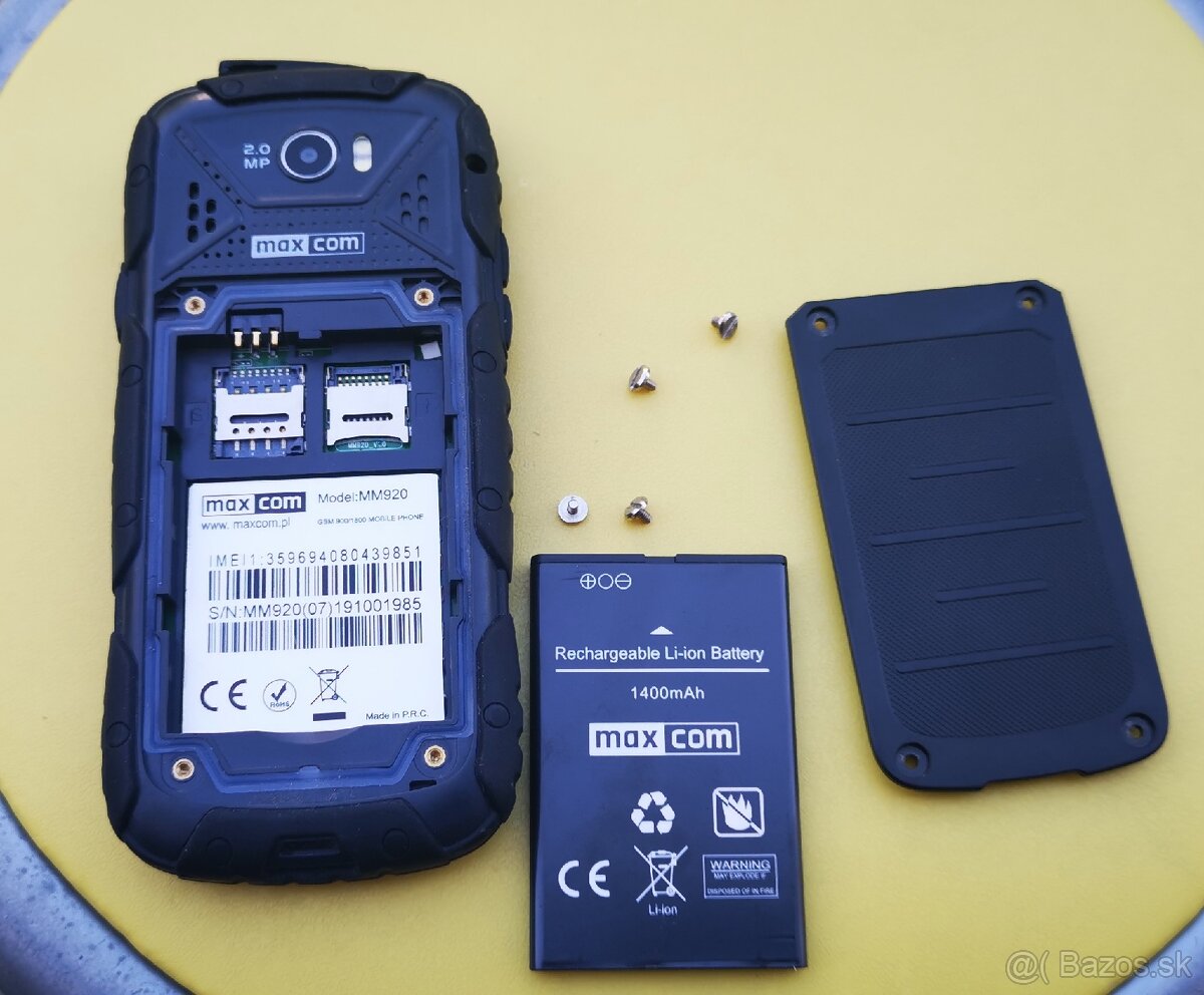 Odolny telefón MAXCOM MM920 - 5