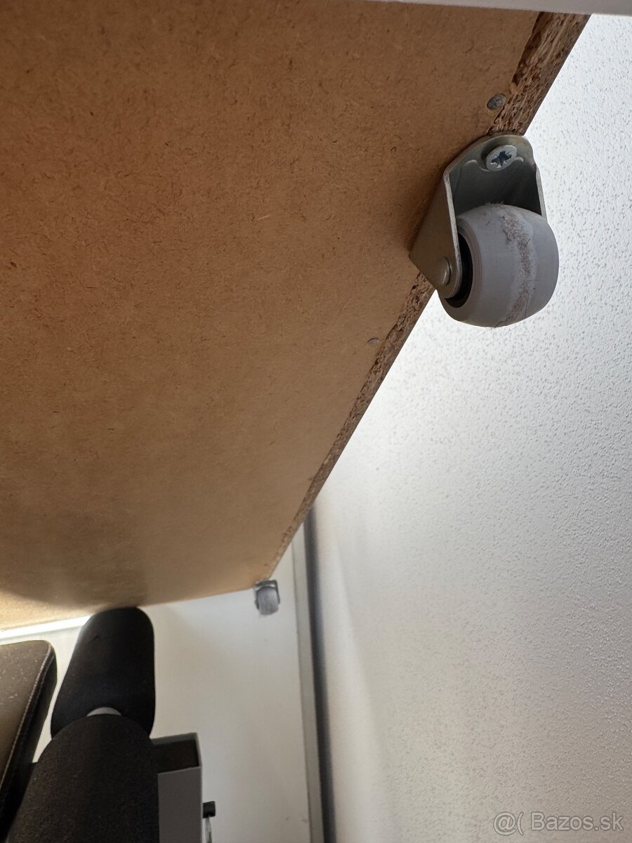 Detská biela posteľ s príslušenstvom - 5