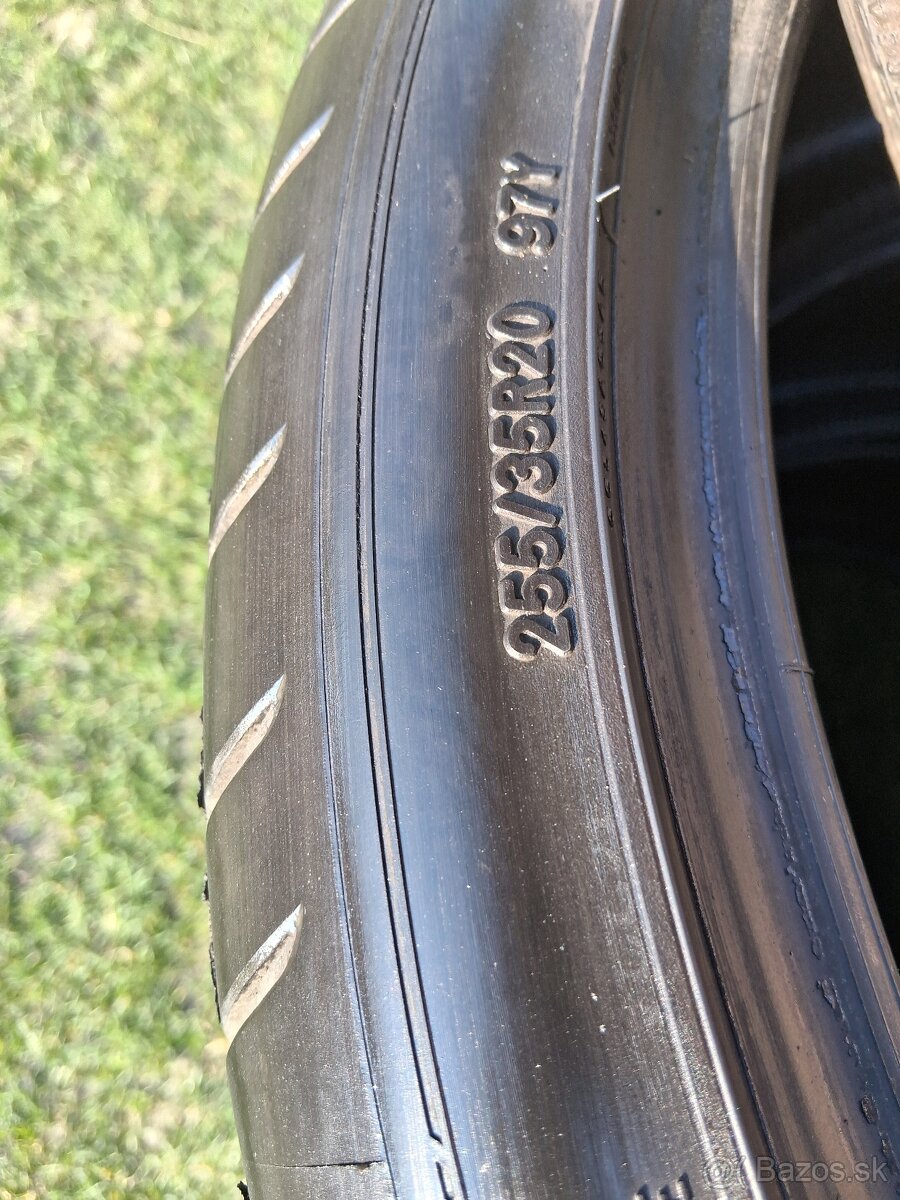 255/35 r20 letne pneumatiky - 5