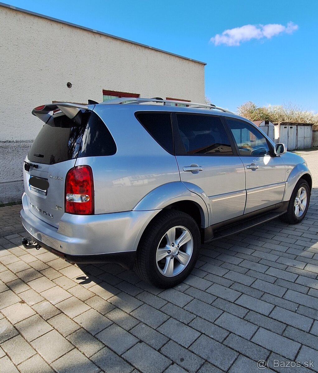 SsangYong Rexton 2.7 D - 5