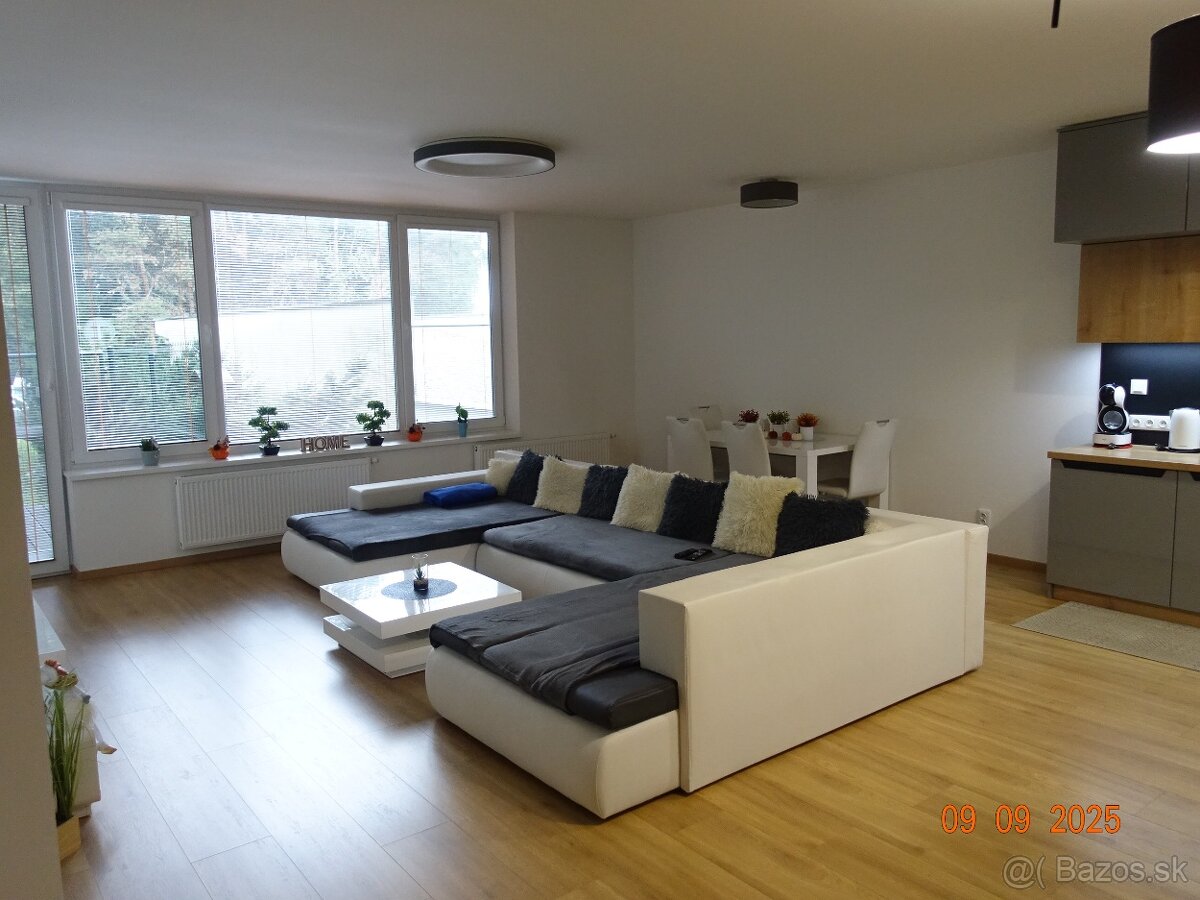 3 izbový byt s garážovým státím na ul. Popradská 64E, Košice - 5