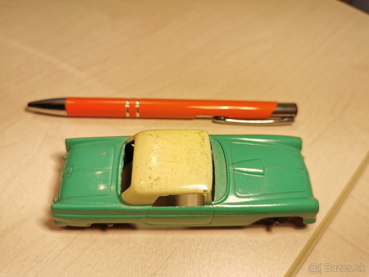 RARITKA Tootsietoy USA Ford Thunderbird - 5