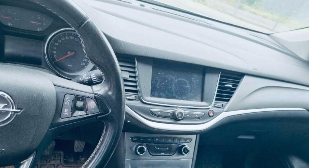 Opel Astra 1.4 Turbo SK ŠPZ - 5