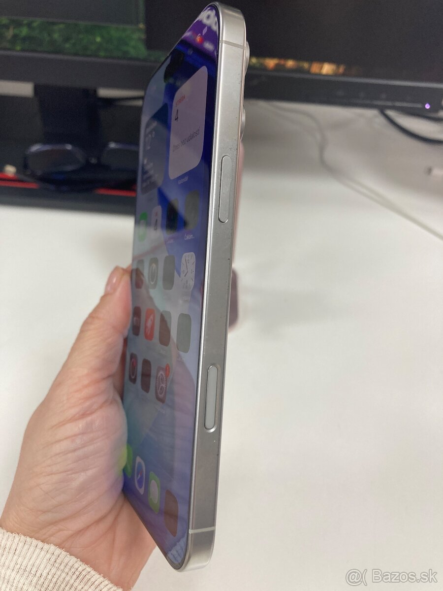 Apple iPhone 16 Pro Max 512 GB White Titanium - Batéria 94% - 5