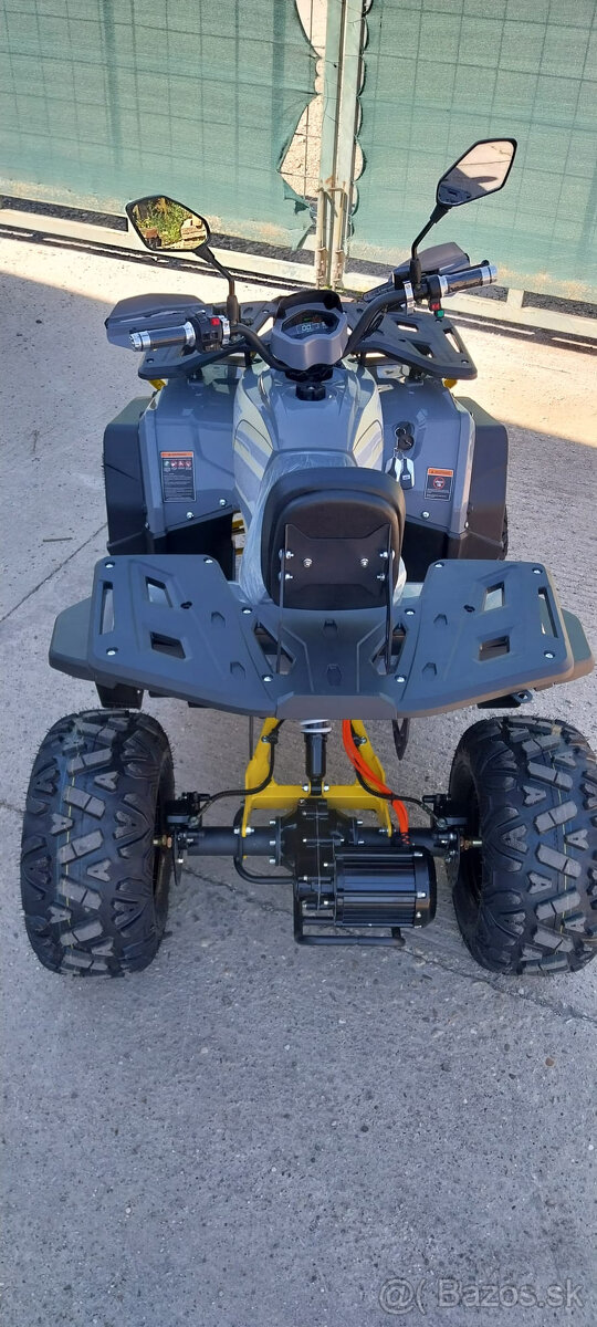 E-ATV RockRider 1800W 8 palcové kolesá