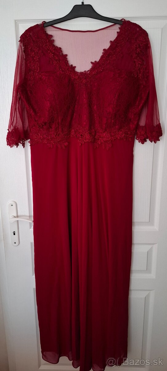 Šaty spoločenské červené 50 - 5