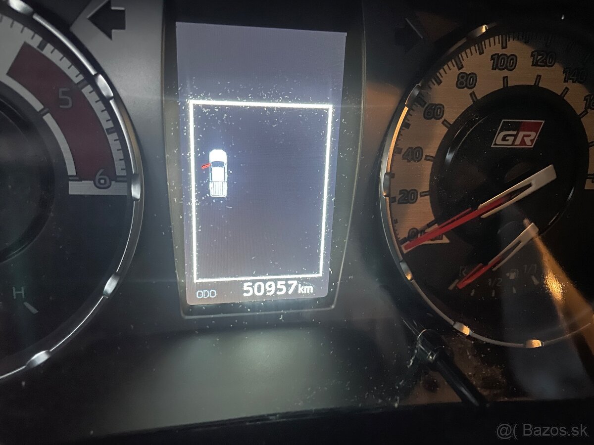 Toyota hilux GR sport