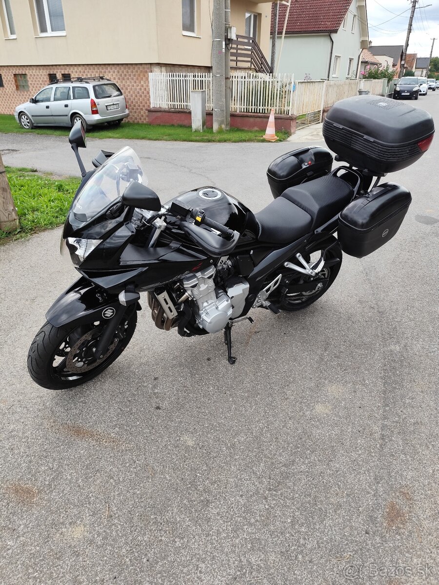 Suzuki Bandit 650 - 5