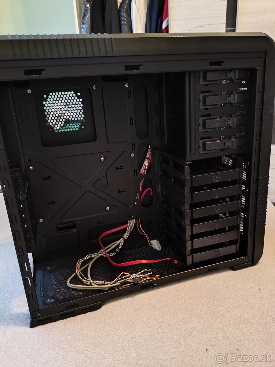 Coolermaster cm 690 - 5