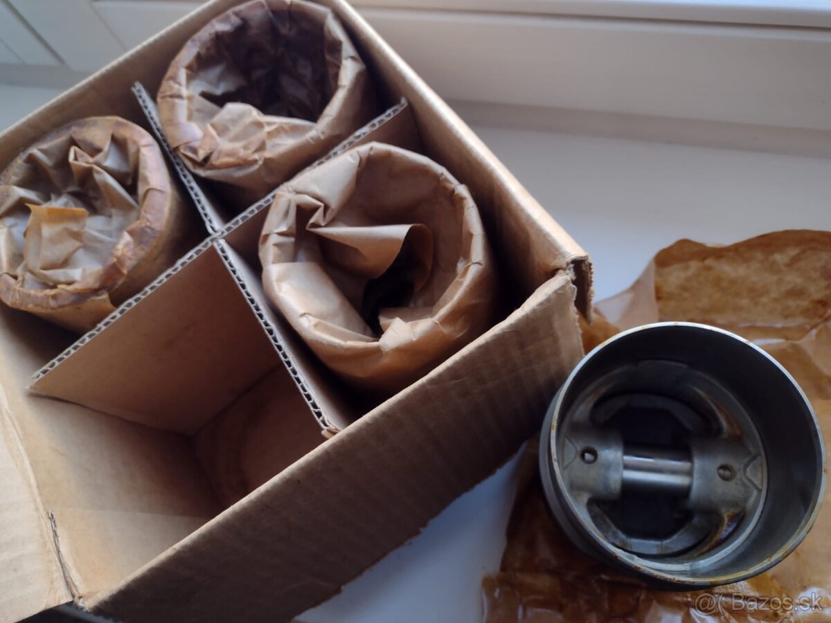 Predám náhradné diely ARO 10 1,4 benzín - 5