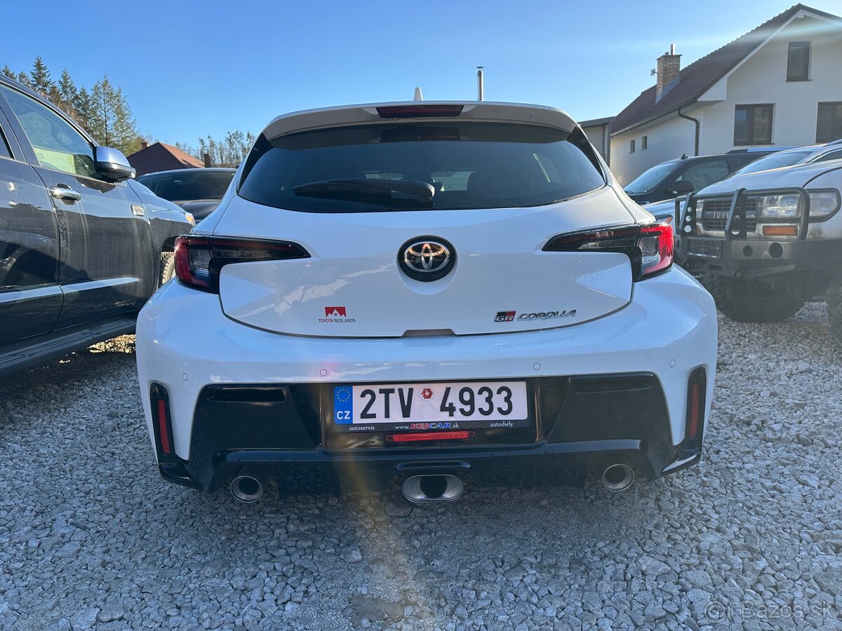 2025 Toyota Corolla GR 4x4 300 koni - 5